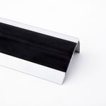 Complementos-de-Instalacion-Perfil-Nariz-Escalon--Aluminio-y-PVC-Negro-APN61-Mate-61x30x2500-mm