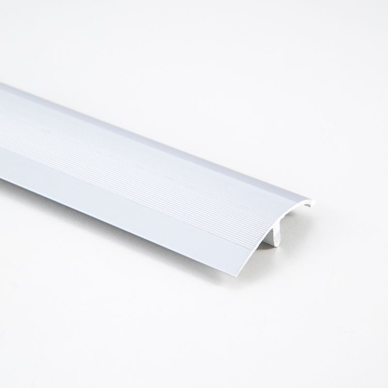 Complementos-de-Instalacion-Perfil-Desnivel-Aluminio-Cromo-A2560-Mate--40x2500-mm