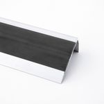 Complementos-de-Instalacion-Perfil-Nariz-Escalon-Aluminio-y-PVC-Gris-APG61-Mate-61x30x2500-mm
