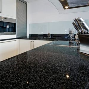 Plancha De Granito Negro San Gabriel  240x70x2 cm
