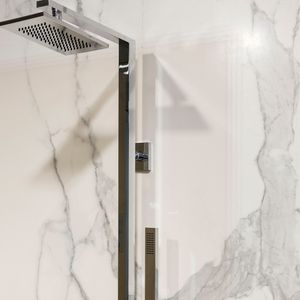 Porcelanato Magnum Stone Calacatta Negro Pulido 80x180 cm