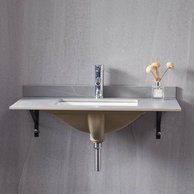 Baños-Cubierta-Olivia-Gris-600-mm