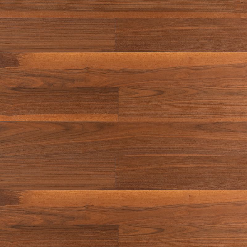 Pisos-y-Muros-Piso-de-Madera-con-Cuerpo-SPC-Praga-Walnut-167x1220-mm