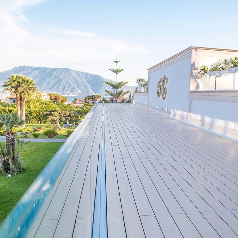 Pisos-y-Muros-Deck-WPC-Ultrashield-Light-Grey-2800x145-mm