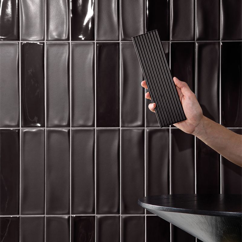 Pisos-y-Muros-Ceramica-Muro-Vivant-Linea-Negra-Mate-7x24-cm