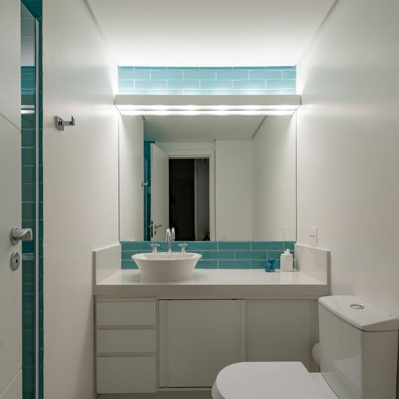 Pisos-y-Muros-Ceramica-Muro-Liverpool-Acquamarine-Brillante-7x24-cm