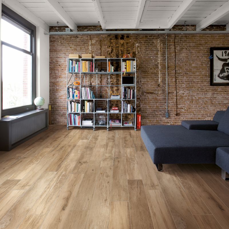 Pisos-y-Muros-Porcelanato-Woodmania-Honey-Mate-20x120-cm
