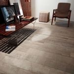 Pisos-y-Muros-Porcelanato-Brasilia-Concreto-Gris-Mate-20x120-cm
