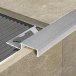 Instalacion-y-Repuestos-Perfil-Nariz-Escalon-Omega-Aluminio-Mate-12x20x2500-mm