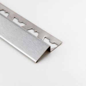 Perfil Desnivel Acero Inoxidable C10E Mate 25x10x2500 mm