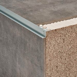 Moldura Novopeldaño Eclipse Aura Aluminio Mate 12x2500 mm