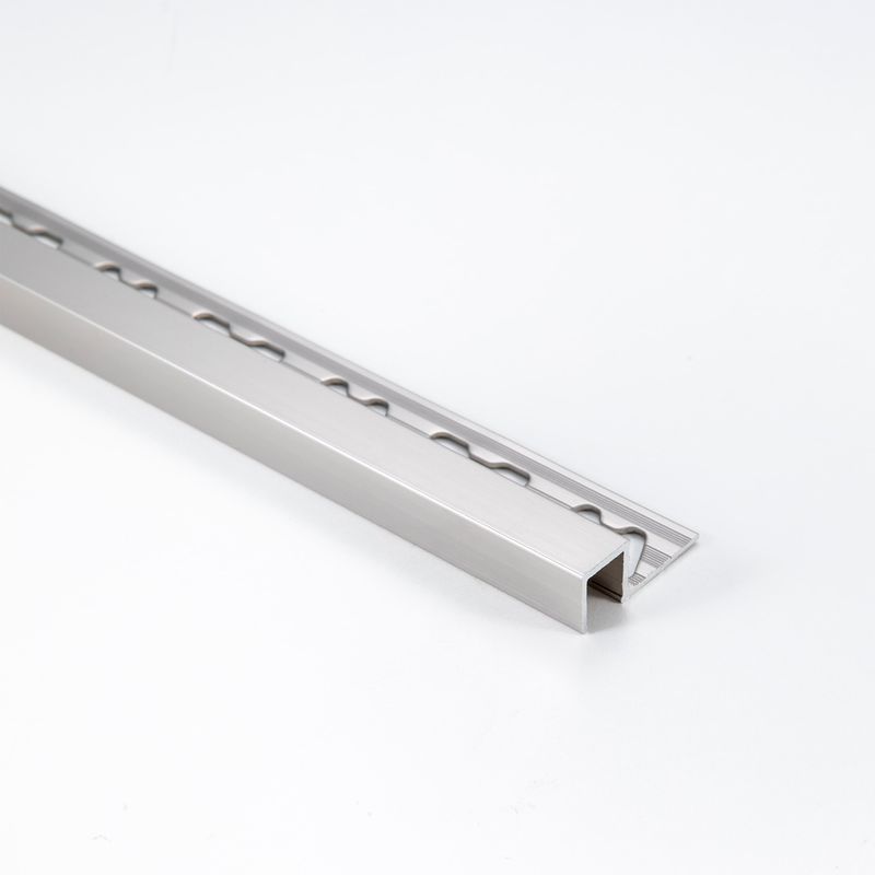 Instalacion-y-Repuestos-Perfil-Omega-Aluminio-Cromo-con-Aleta-A10-Mate-10x10x2500-mm