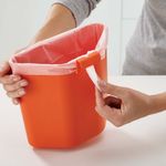 Cocina-Basurero-Reciclaje-Totem-2-Grafito-Orange-40-Lt