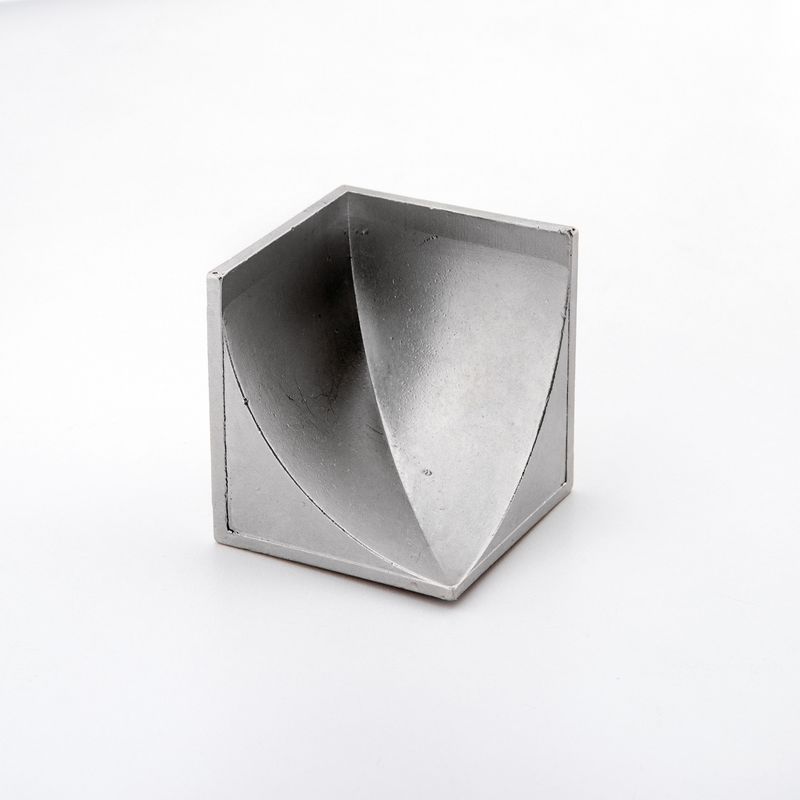 Instalacion-y-Repuestos-Perfil-Rinconero-Zocalo-Sanitario-Aluminio-EQKB-Brillante-34X37-mm