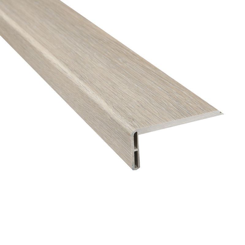 Instalacion-y-Repuestos-Peldaño-PVC-Mystic-Nordic--35x82x2400-mm