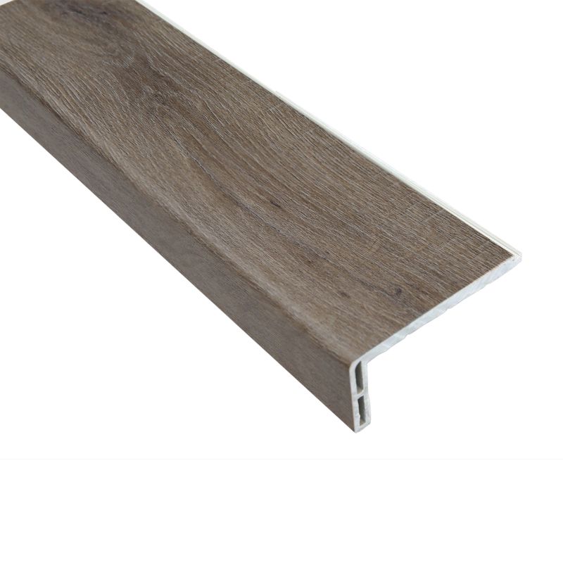 Instalacion-y-Repuestos-Peldaño-PVC-Misuri-Coffee-2400x82-mm