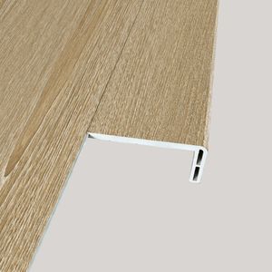 Nariz de Grada PVC Glasgow Honey 35x82x2400 mm