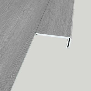 Peldaño PVC Glasgow Grey 35x82x2400 mm