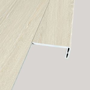 Nariz de Grada PVC Glasgow Ivory 35x82x2400 mm