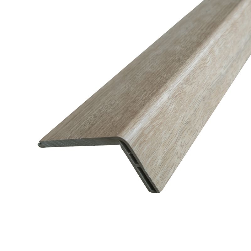Instalacion-y-Repuestos-Peldaño-PVC-Sakai-Beige-35x82x2400-mm