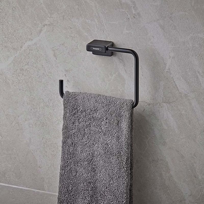 Baños-Toallero-Aro-Addstoris-Negro-Mate