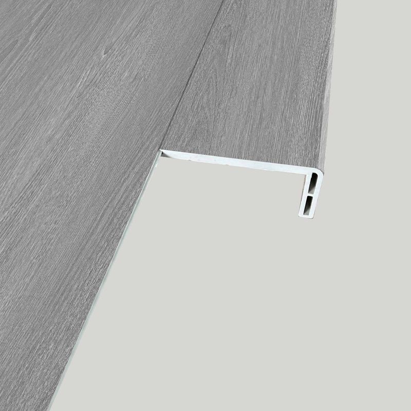 Instalacion-y-Repuestos-Peldaño-PVC-Glasgow-Grey-35x82x2400-mm