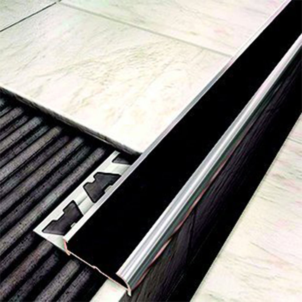Perfil Nariz Escalon  Aluminio y PVC Negro A6NESP Mate 35x11x1250 mm